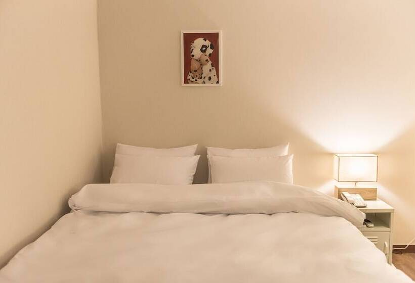 Номер Стандарт, Check Inn Hotel Jeju