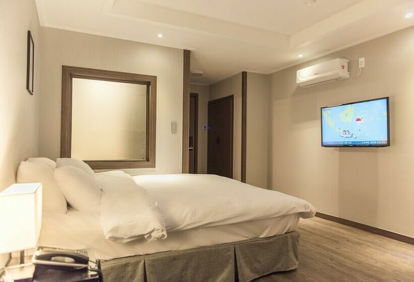 Номер Deluxe, Check Inn Hotel Jeju