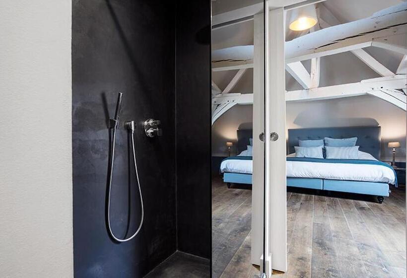 Suíte, Ganda Rooms & Suites