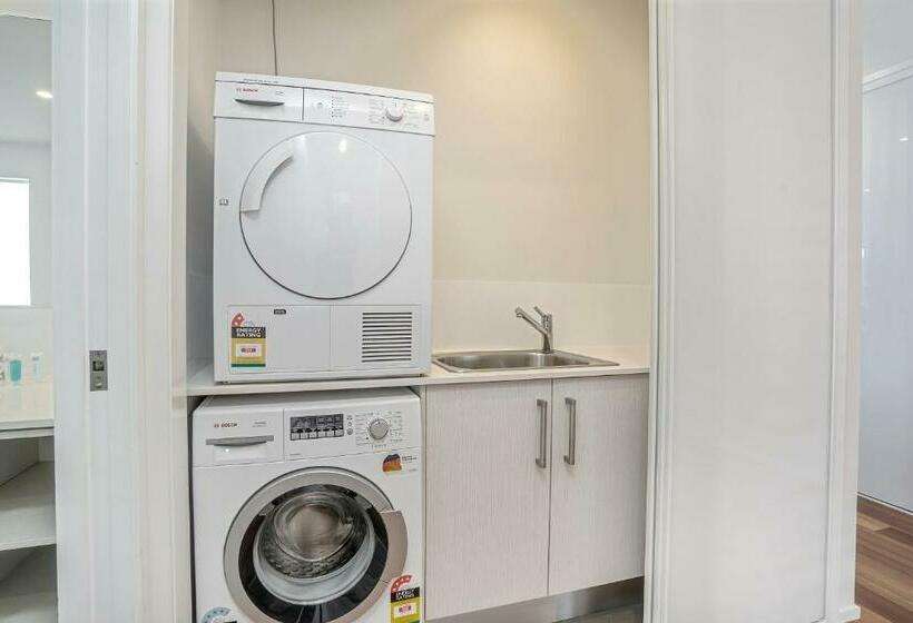 Апартаменты Deluxe 3 Спальни, Bujerum Apartments On Burleigh
