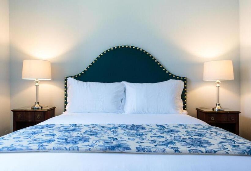 חדר סטנדרט נוף לעיר, Dear Lisbon  Palace Chiado Suites