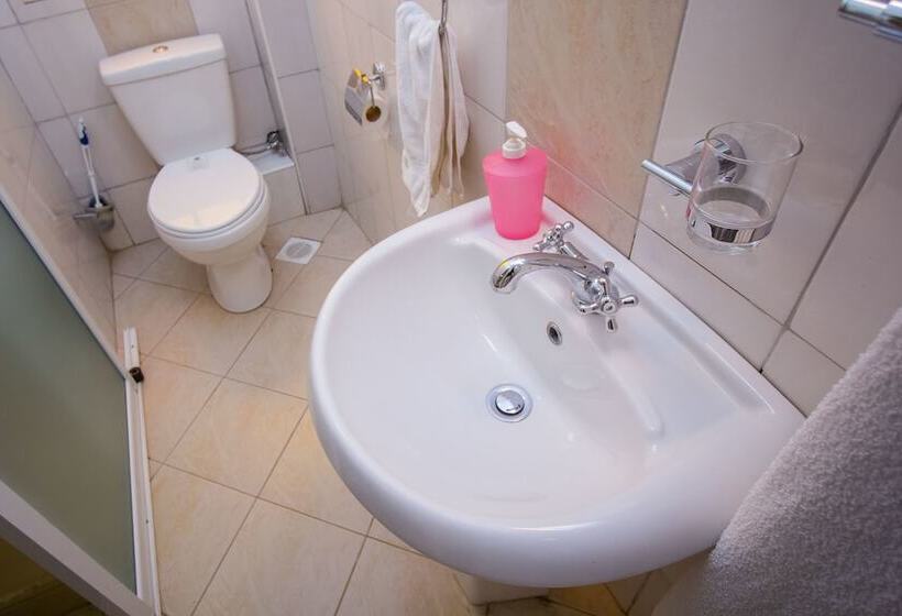 Deluxe Room, Capital Heights