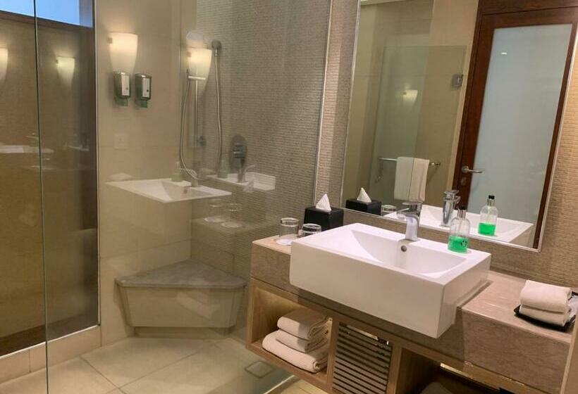 Номер Deluxe Кровать Кинг, Fairfield By Marriott Bali Legian