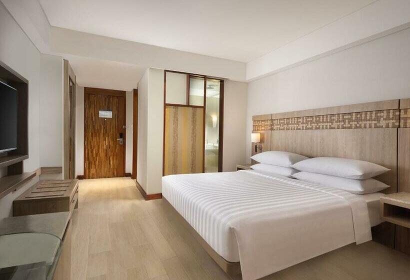 Номер Deluxe Кровать Кинг, Fairfield By Marriott Bali Legian