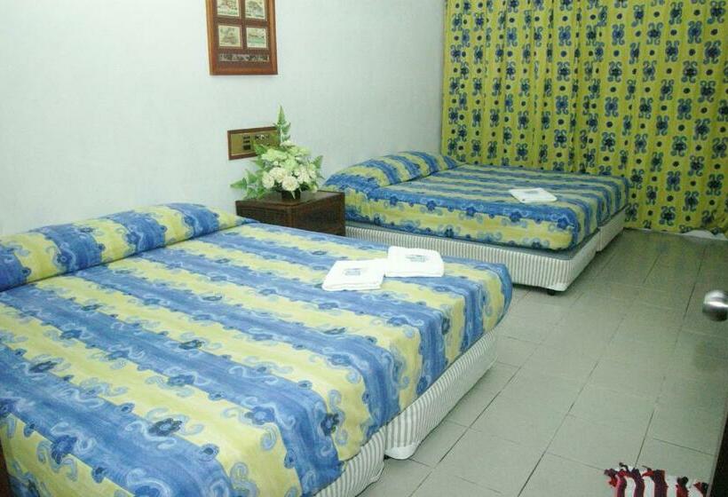 اتاق خانوادگی, Pangkor Bay View Beach Resort