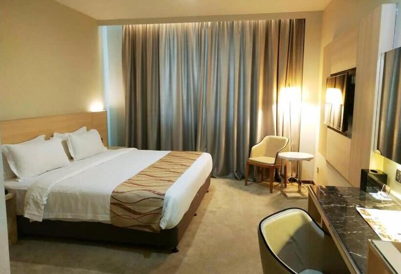 اتاق لوکس با تخت بزرگ, Purest Hotel Sungai Petani