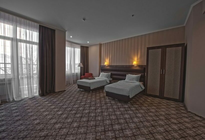 디럭스 룸, Ramada By Wyndham Rostov On Don Hotel And Spa