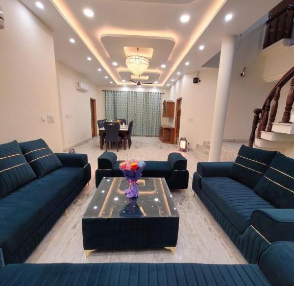 标准间, Regalia Home Sapphire Stay