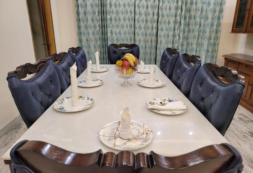 带大床的标准间, Regalia Home Sapphire Stay