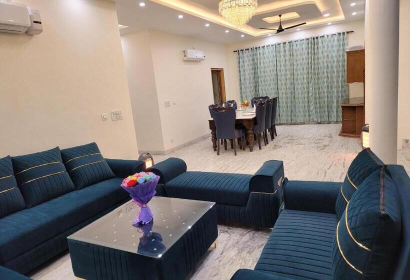 带大床的标准间, Regalia Home Sapphire Stay