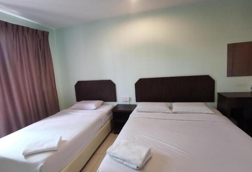 スタンダードトリプルルーム, Gs Bera Hotel Sdn Bhd