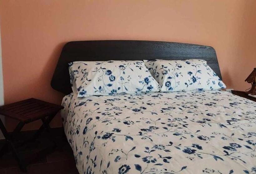 חדר סטנדרט מותאם לאדם עם מוגבלויות, B&b Salvo E Terry