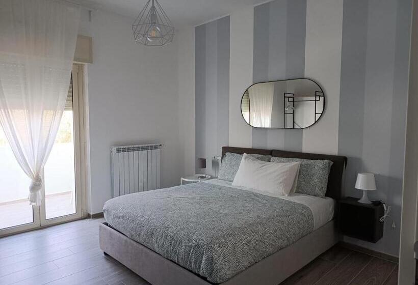 اتاق لوکس با چشم‌انداز دریا, Casa Al Mare Luxury