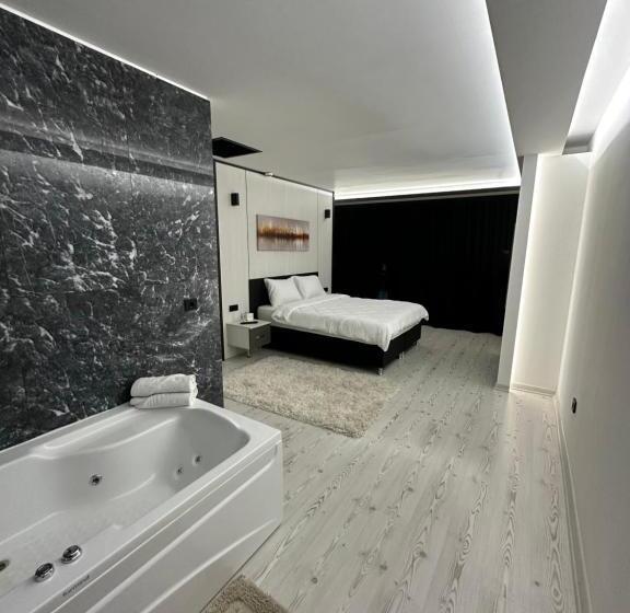 Люкс Кровать Кинг, Kt Home Hotel & Apartments