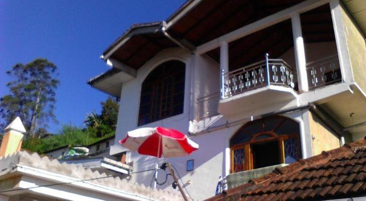 带山景的复式房间, The Bawa S Guest House