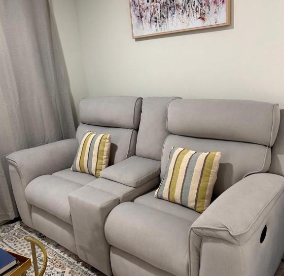 디럭스 룸, Luxurious Basement Guest Suite In Elkridge