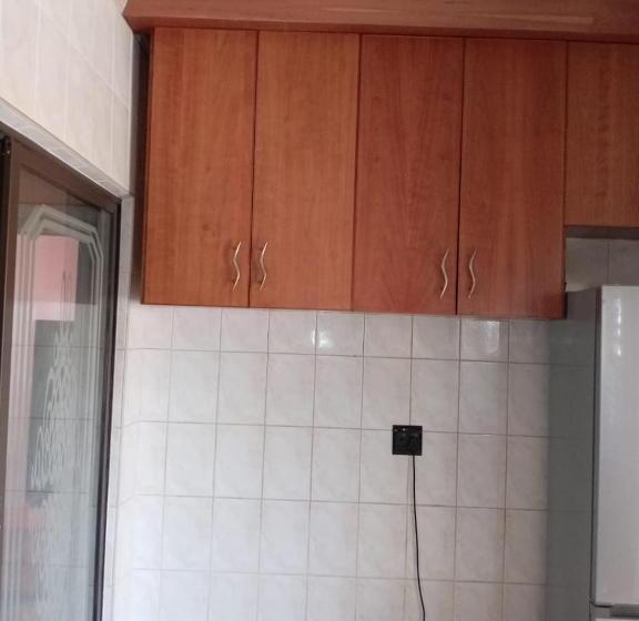 اتاق استاندارد چهار تخته, Pearl Guest House Kempton Park