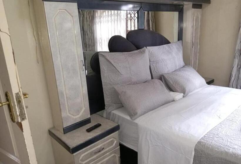 اتاق لوکس, Pearl Guest House Kempton Park