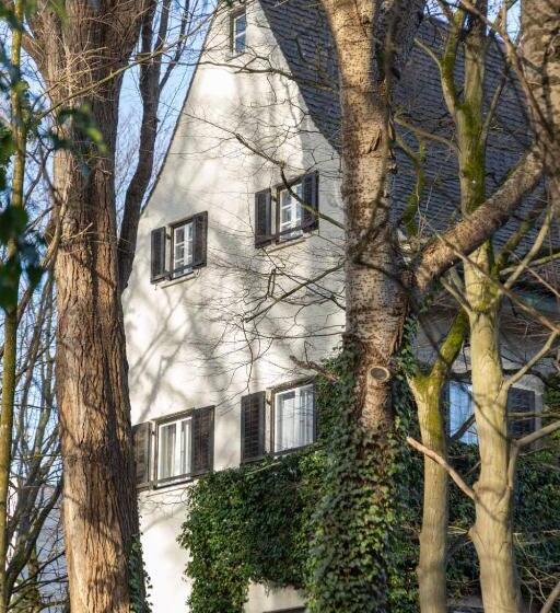 اتاق لوکس, Gästehaus Englischer Garten