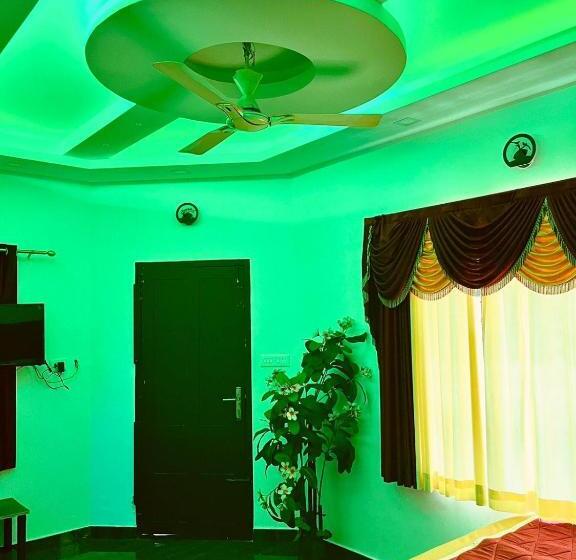 Номер Deluxe, Golden Leaf Munnar