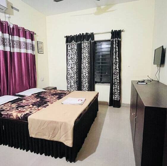 Номер Deluxe, Goroomgo Sriyansh Inn Puri