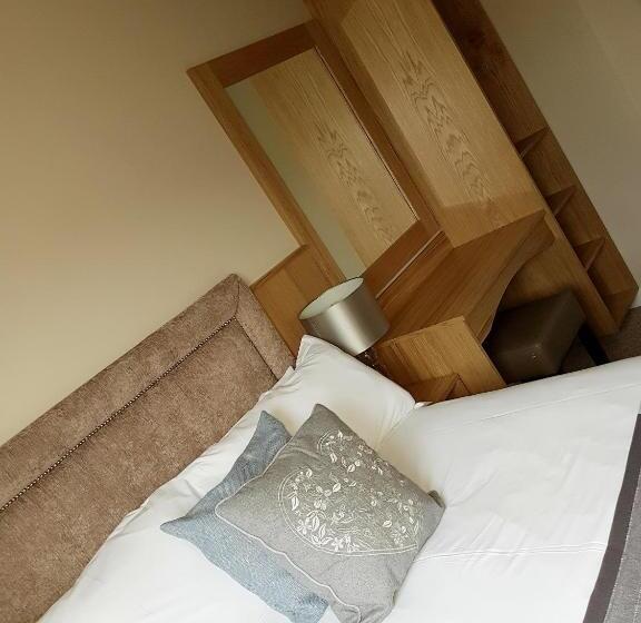Апартаменты 2 Спальни, Belfast House