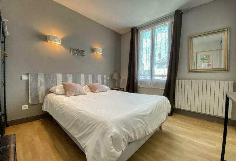 Quarto Familiar, Hôtel Le P'tit Monde