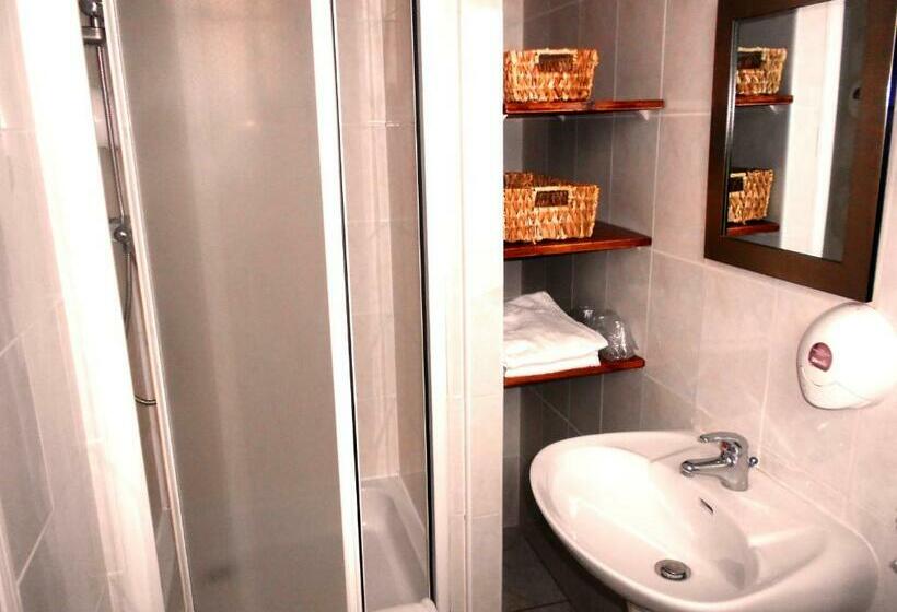 Quarto standard, Hôtel Le P'tit Monde
