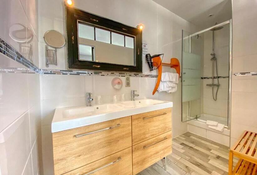 Номер Престиж, Hôtel Le P'tit Monde