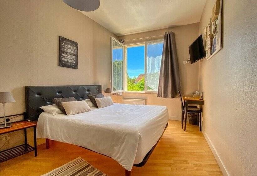 חדר סטנדרט נוף לגינה, Hôtel Le P'tit Monde