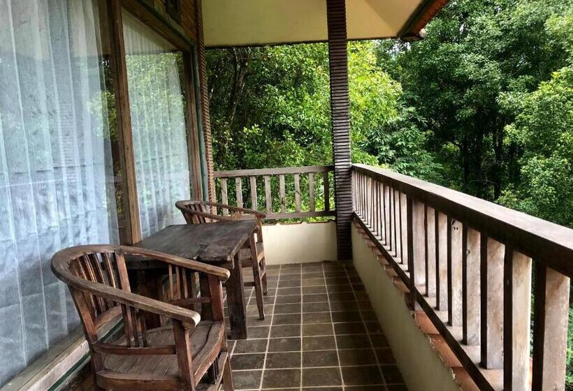 Номер Стандарт, Kraras Munduk Guest House & Donbiyu Rendezvous Restaurant