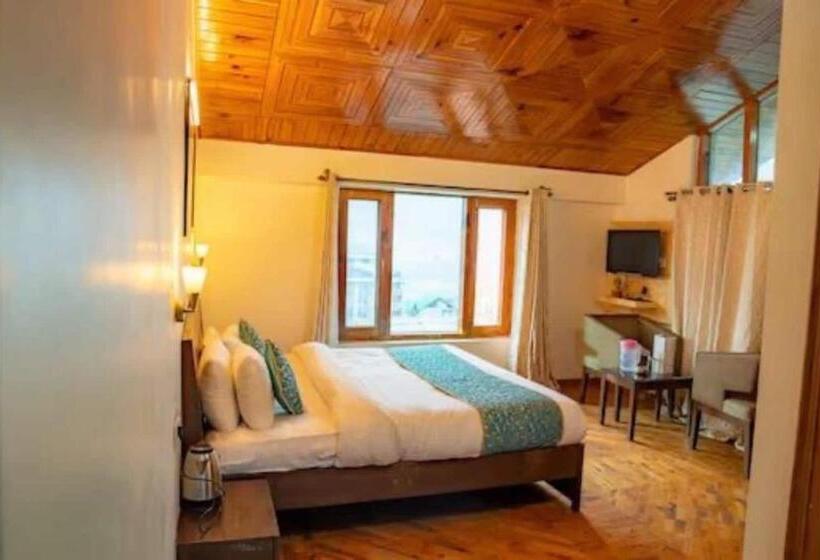 Трехместный Номер Классика, Oyo Banka Guest House