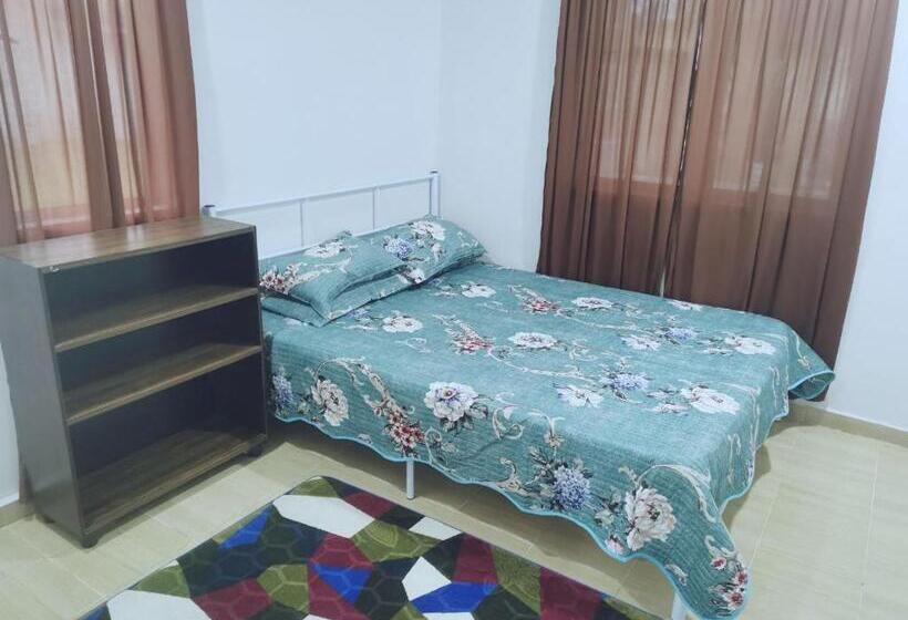 Трежместный Номер Economy, D Landai Budget Room Family