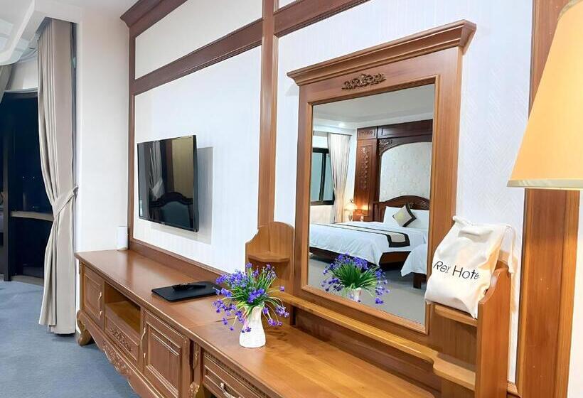 سوییت لوکس, Rex Hotel An Nhon