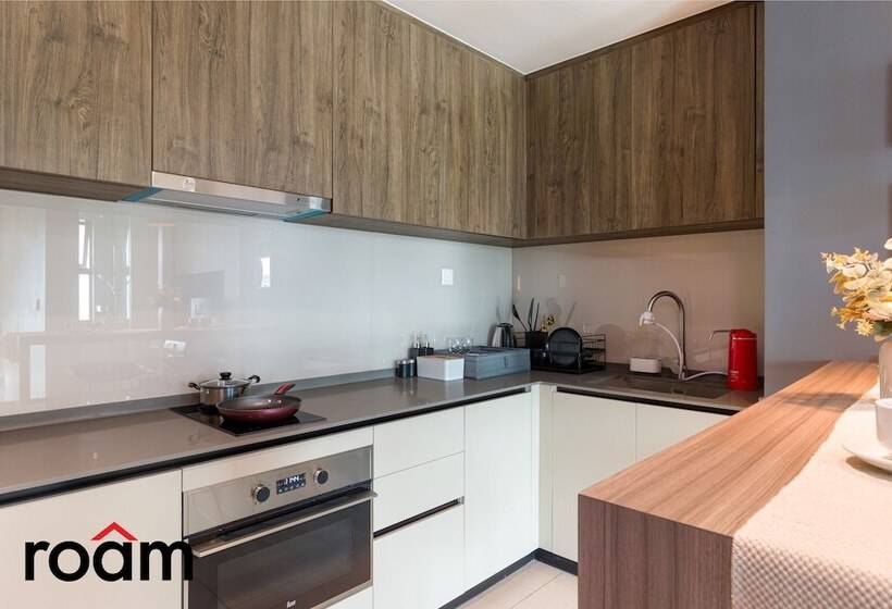 Люкс Повышенной Комфортности, Datum Jelatek Sky Residence Roam