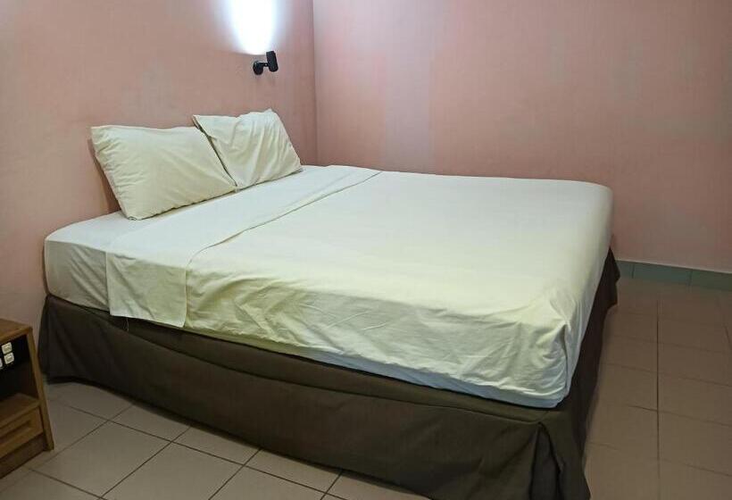 Family Suite, Oyo 90860 Wawasan Inn