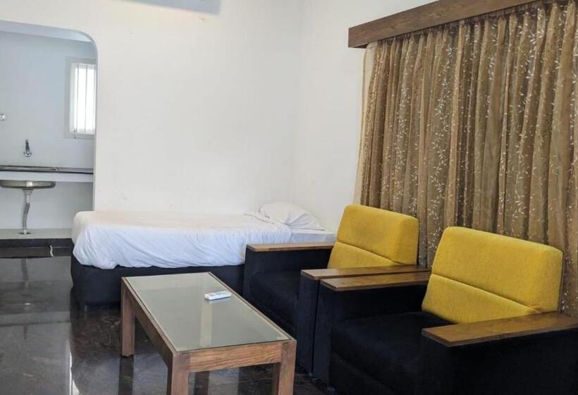 Номер Deluxe, La Woods Village Resort