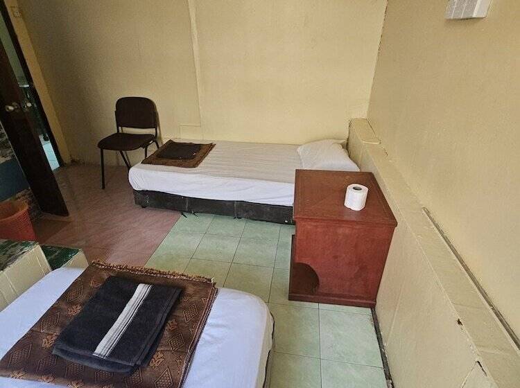 Номер Стандарт, Oyo 90867 Hotel Bintang Inns