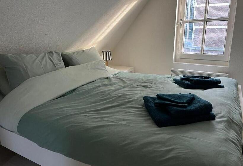 Номер Стандарт, B&b De Nicolaas