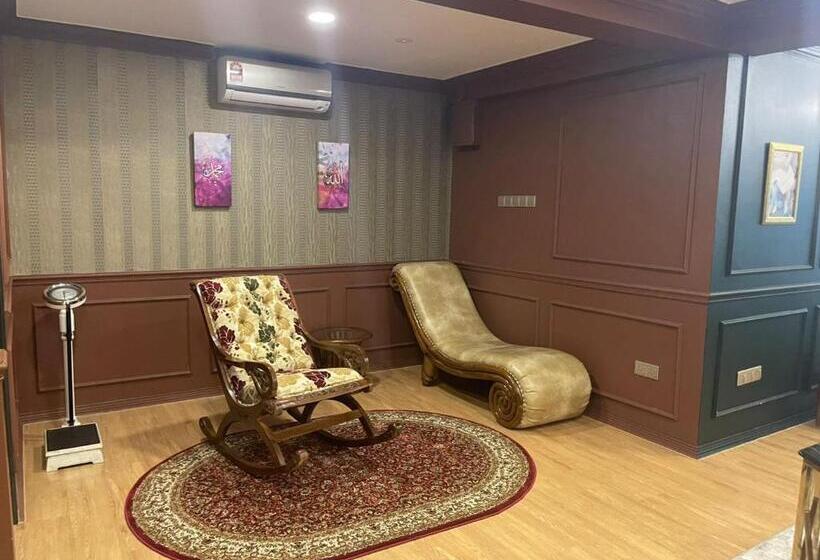 اتاق استاندارد, Grand Illusyin
