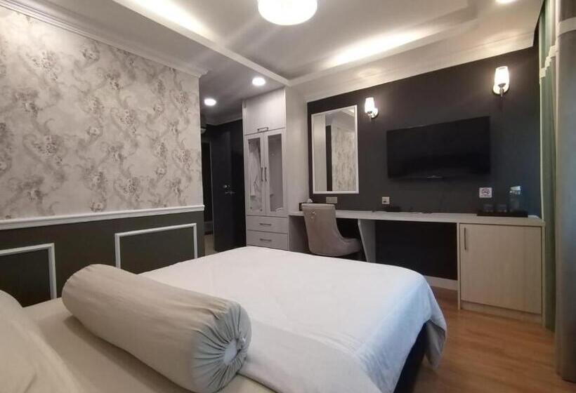 اتاق لوکس, Grand Illusyin