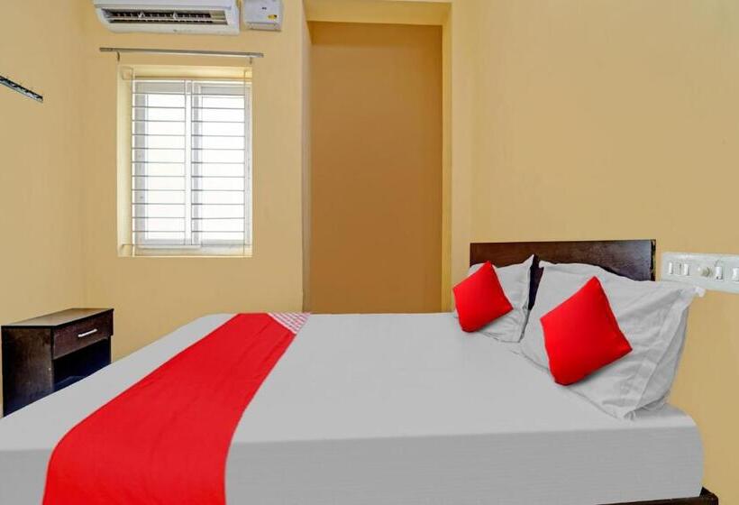 Трехместный Номер Классика, Oyo Flagship Hotel Aangal Residency