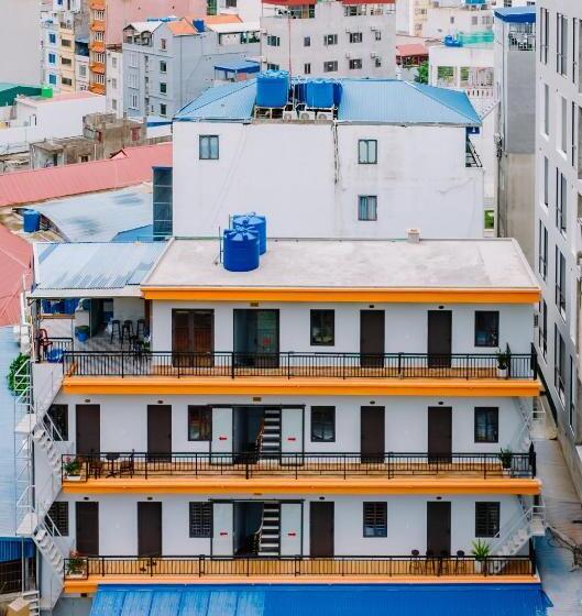 اتاق لوکس با بالکن, Napoli Hostel