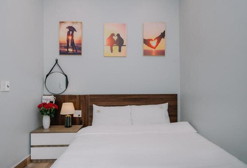 اتاق استاندارد با تخت بزرگ, Napoli Hostel