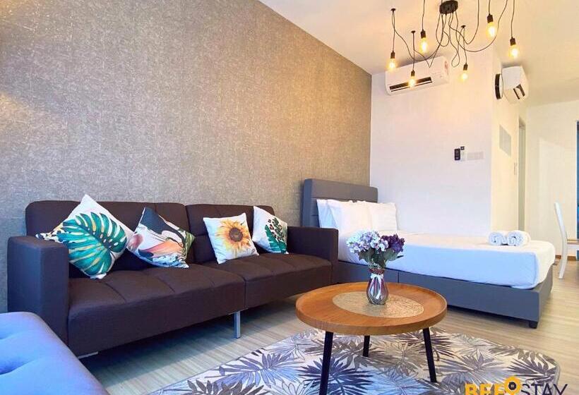 آپارتمان 1 خوابه با بالکن, The Wave Suites Melaka By Beestay