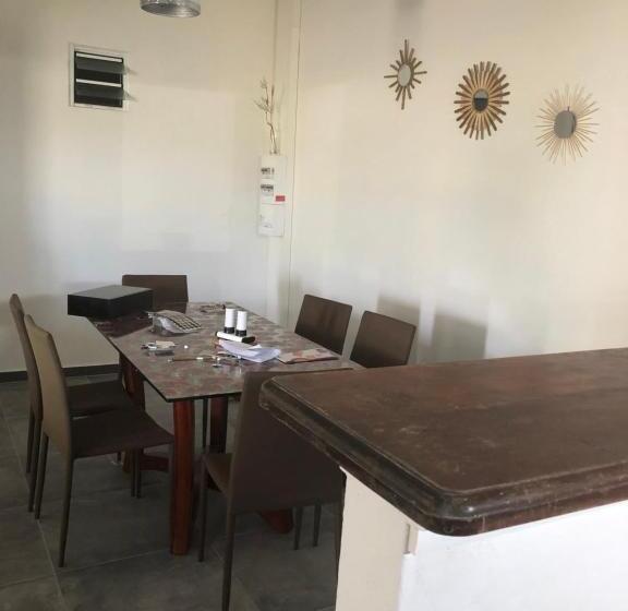 سوئیت با تخت بزرگ, Chambres D Hôte Belcourt 1