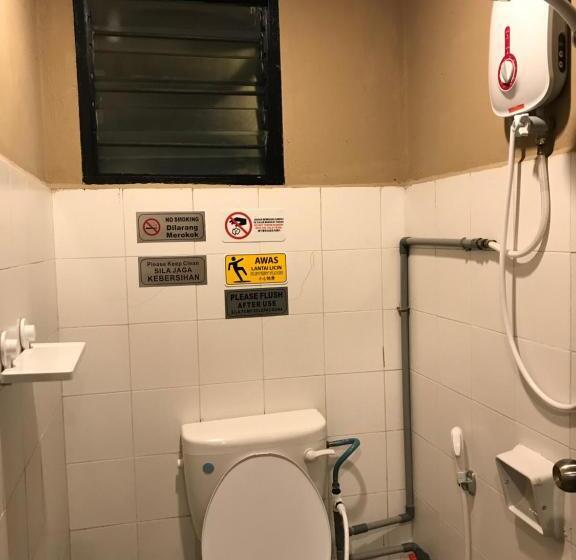 베이직 3인 룸, Nusantara Mattwaddien Hostel