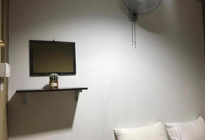 스탠다드 룸, Nusantara Mattwaddien Hostel
