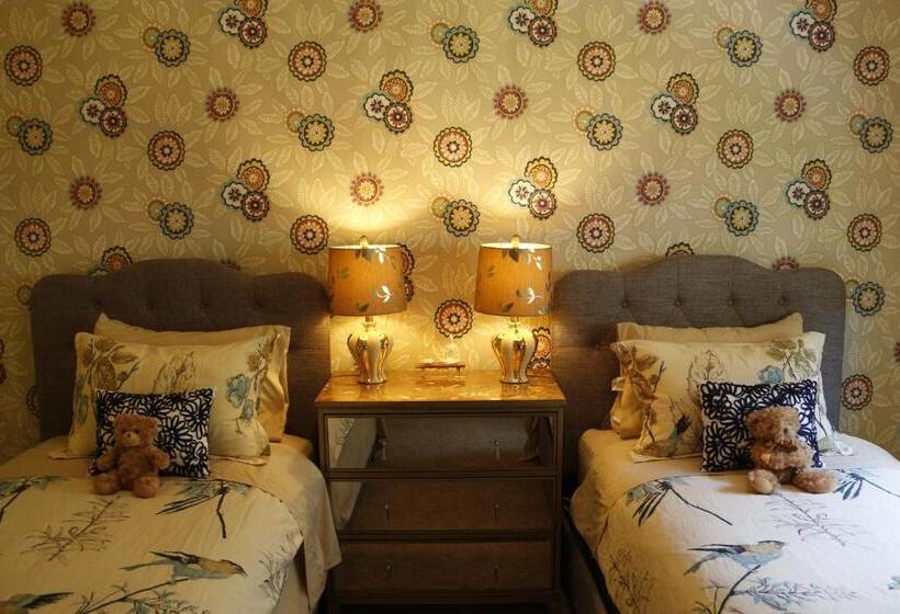 Люкс 2 Спальни, Lakeview Oasis Bed And Breakfast
