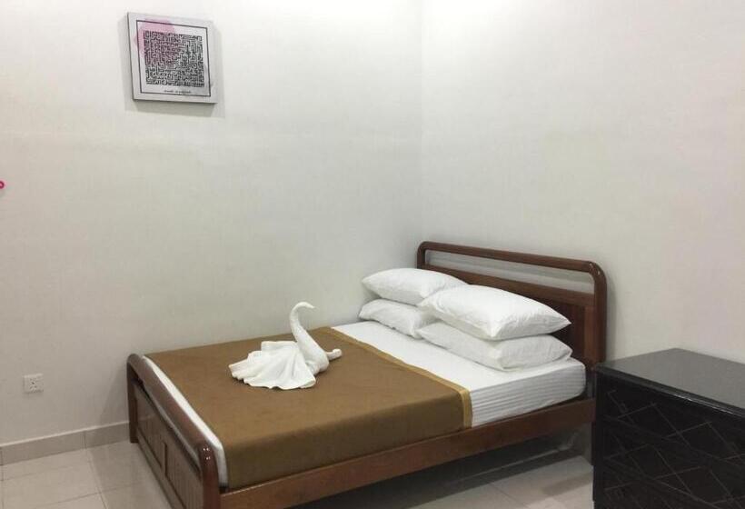 کلبه ییلاقی, Ana Guest House Jalan Airport Kuantan